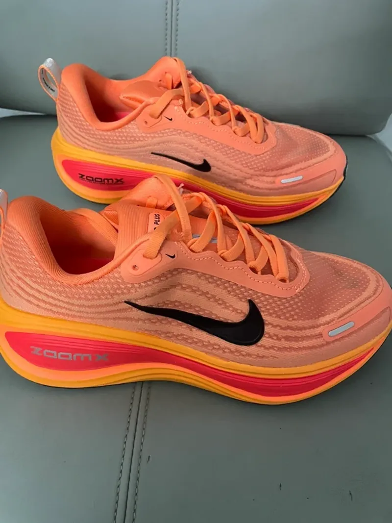 Used Atomic Vomero Plus Running Shoes