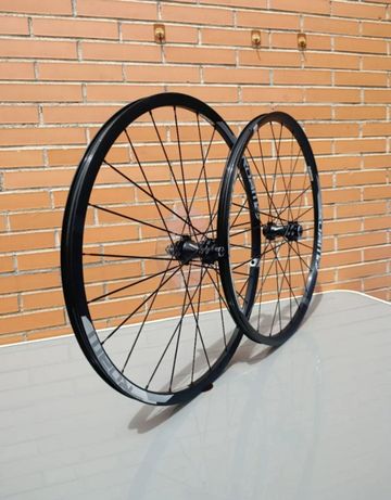 Sram 27, 5" Roam 30 XD bike usato — immagine 13 di 15