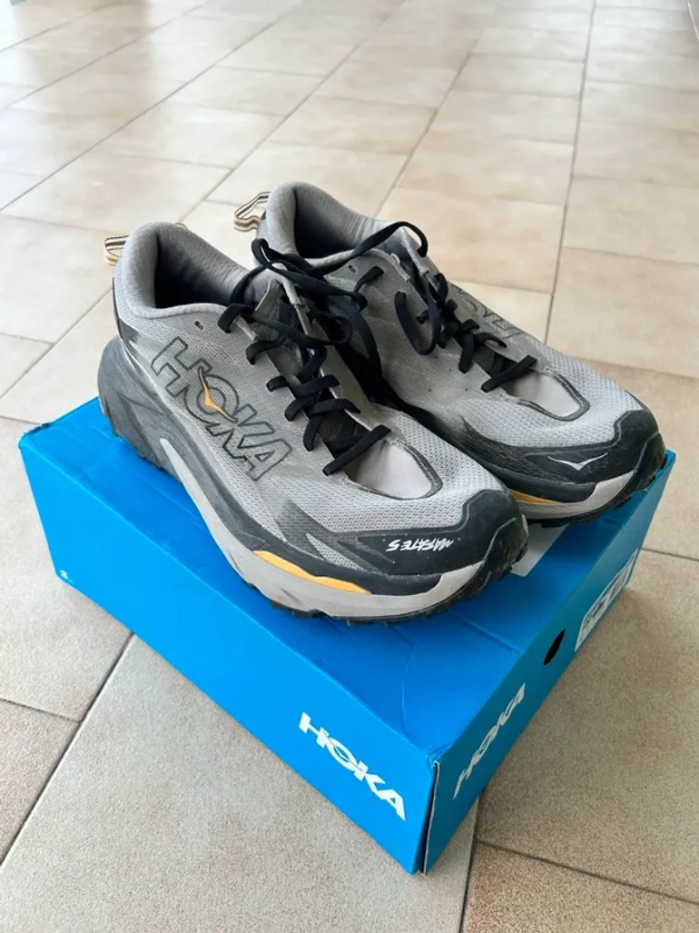 Used Hoka Mafate 5 bike — image 1 of 4