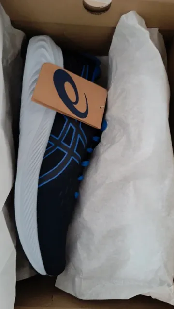 Used Asics Gel-Excite 10 bike — image 2 of 8