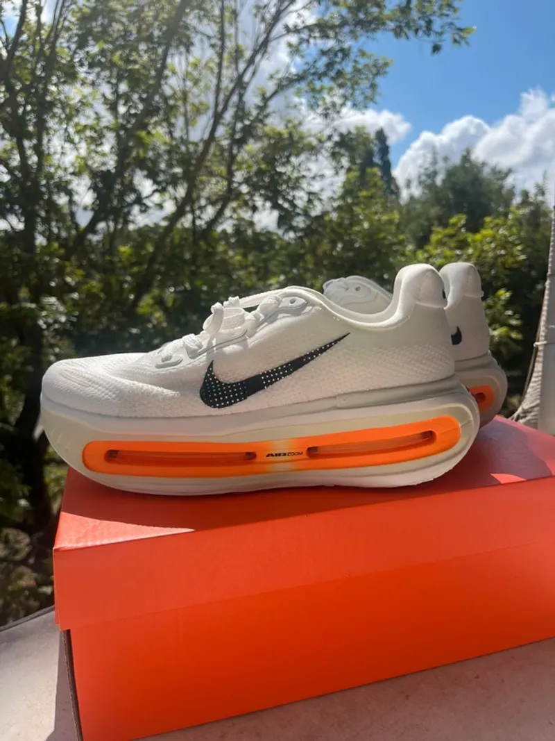 Used Premium Vomero Running Shoes