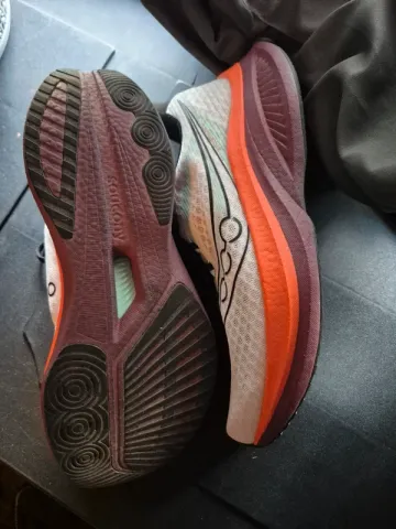 Saucony Endorphin Speed 5 bike usato — immagine 3 di 9