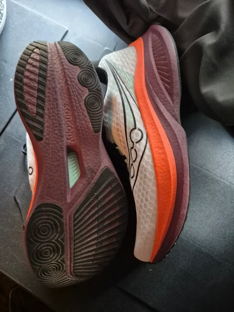 Saucony Endorphin Speed 5 bike usato — immagine 3 di 9