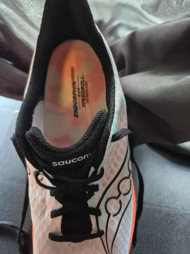 Saucony Endorphin Speed 5 bike usato — immagine 4 di 9