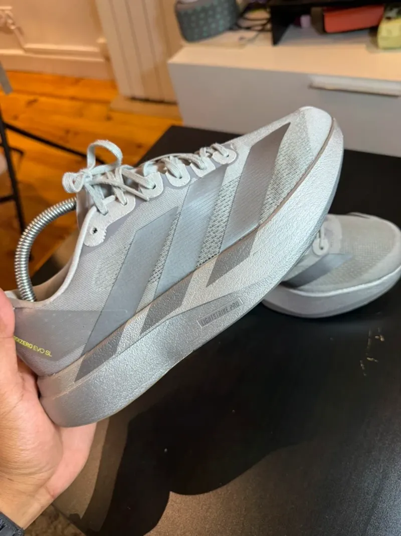 Brugt Adidas Evo SL Running Shoes