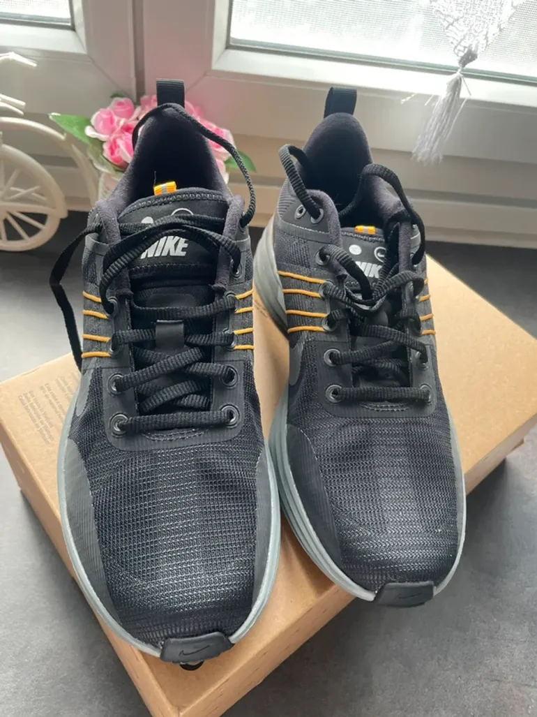 Used Nike Lunar Roam bike — image 4 of 6
