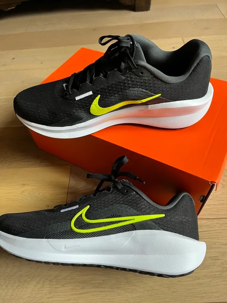 Used Nike Downshifter 13 bike — image 2 of 15