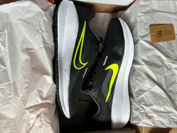 Used Nike Downshifter 13 bike — image 1 of 15