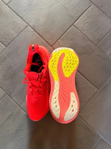 Tweedehands Asics Nimbus 26 bike — afbeelding 2 van 2