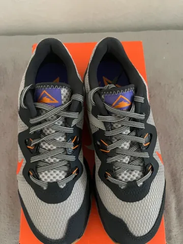 Brugt Orange Nike Laufschuhe bike — billede 5 af 7