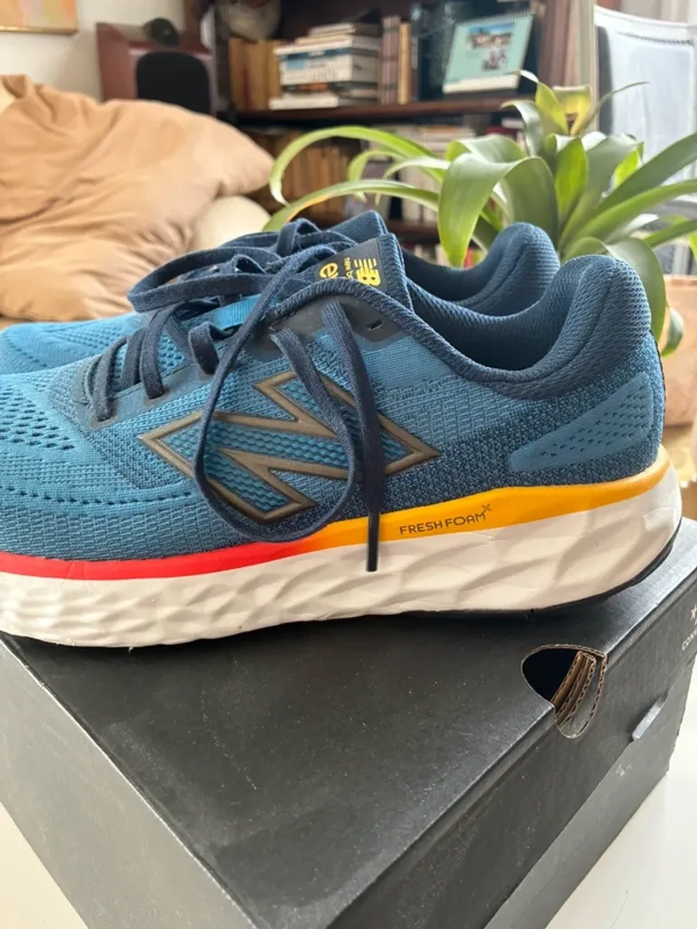 Gebrauchtes New Balance Mevoz LH4 bike — Bild 4 von 5