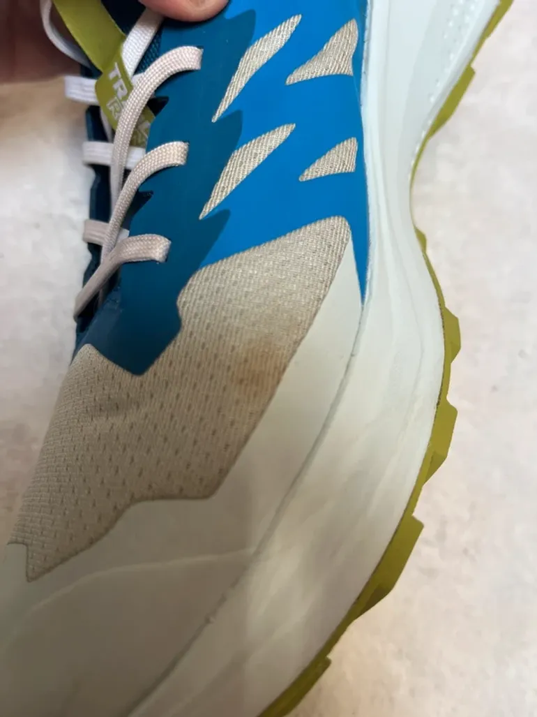 Salomon Trail Running Shoes bike d'occasion — image 11 sur 12