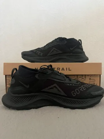 Used Nike Sport Shoes bike — image 2 of 7