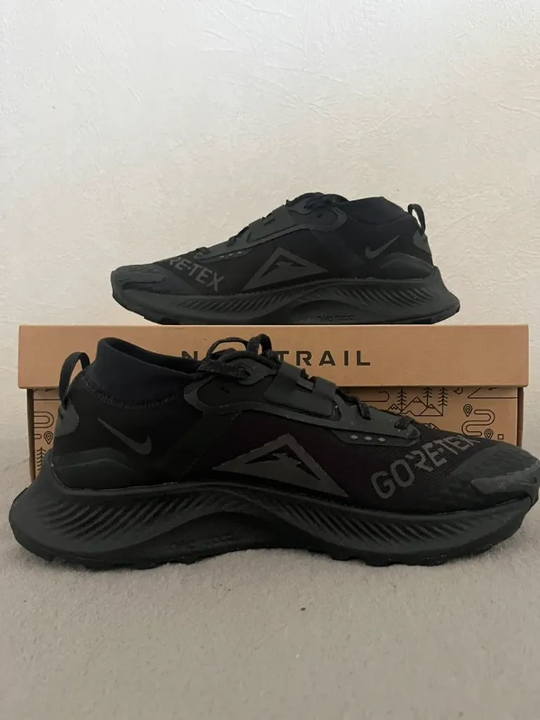Used Nike Sport Shoes bike — image 2 of 7