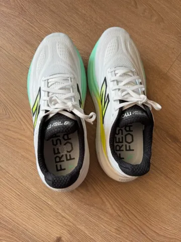 New Balance Fresh Foam X More V6 bike de segunda mano — imagen 4 de 7