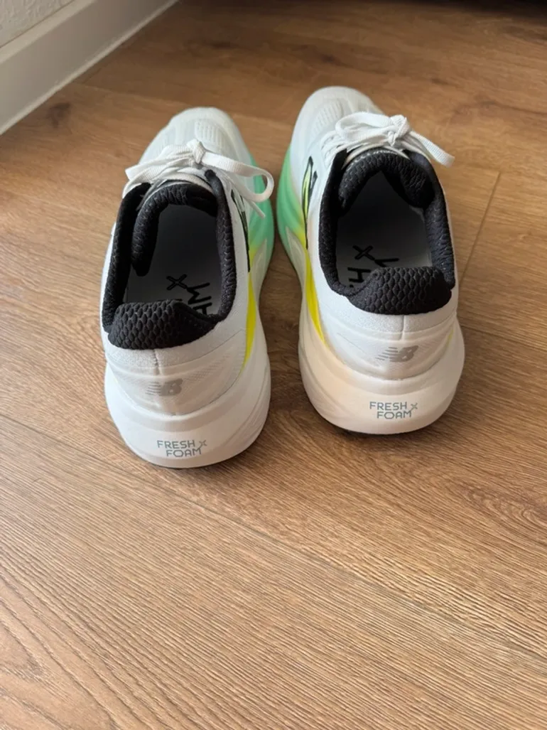 New Balance Fresh Foam X More V6 bike de segunda mano — imagen 5 de 7