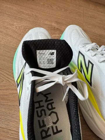 New Balance Fresh Foam X More V6 bike de segunda mano — imagen 7 de 7