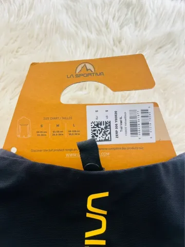 Used La Sportiva Mountain Running Vest 5L bike — image 3 of 5