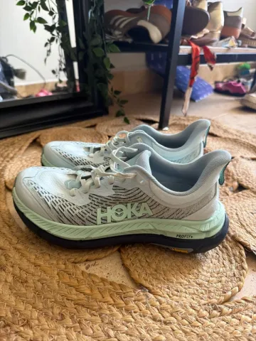 Used Hoka Mafate Speed 4 bike — image 2 of 7