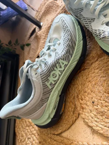 Used Hoka Mafate Speed 4 bike — image 7 of 7