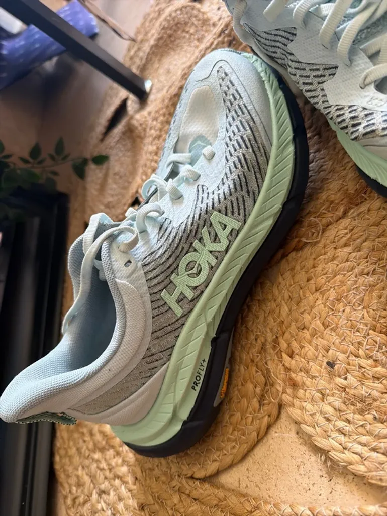 Used Hoka Mafate Speed 4 bike — image 7 of 7