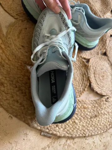 Used Hoka Mafate Speed 4 bike — image 4 of 7