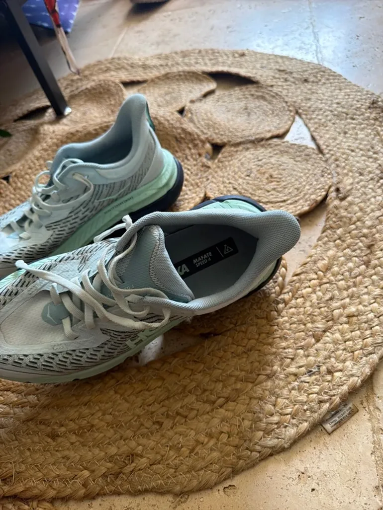 Used Hoka Mafate Speed 4 bike — image 3 of 7