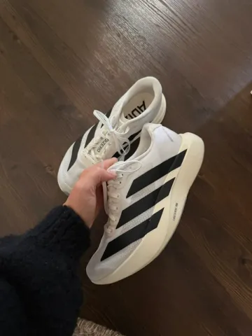 Used Adidas Adizero Evo SL bike — image 2 of 4