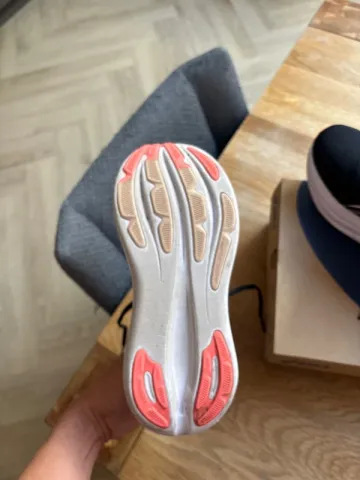 Tweedehands Asics Gel-Nimbus 28 bike — afbeelding 8 van 8