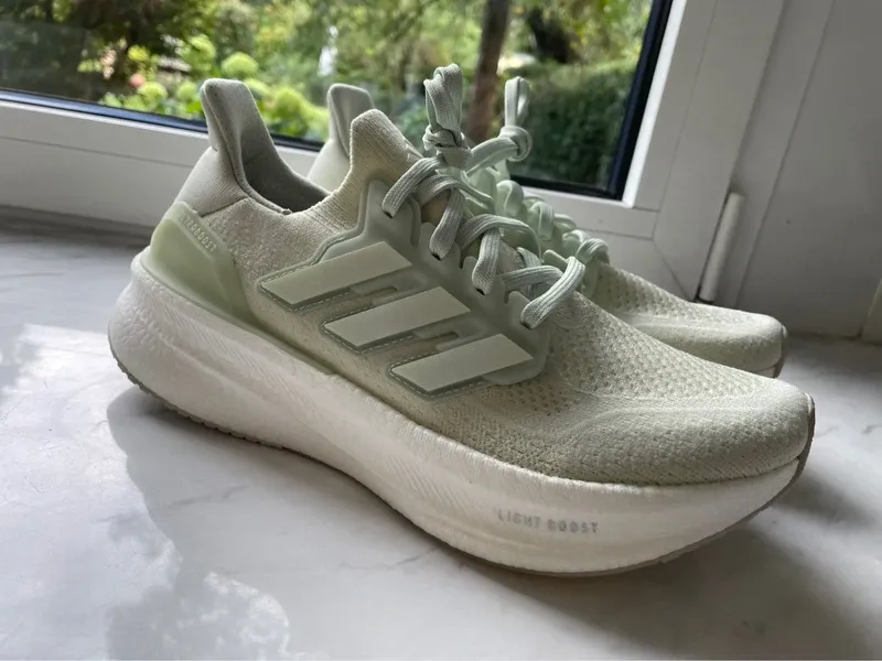 Adidas Ultraboost 5 Running Shoes de segunda mano