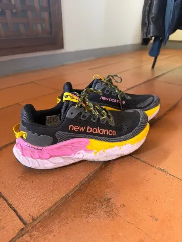 New Balance More Trail Fresh Foam bike usato — immagine 1 di 7