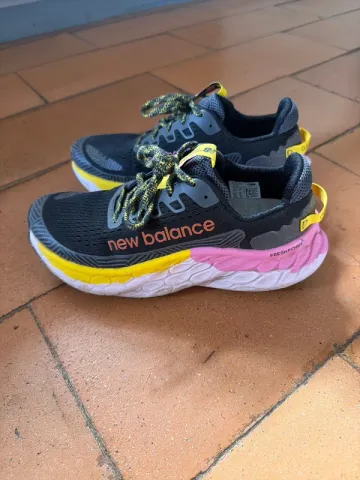 New Balance More Trail Fresh Foam bike usato — immagine 3 di 7