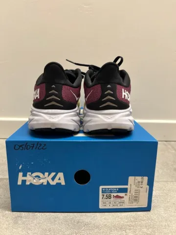 Used Hoka W CLIFTON 8 bike — image 4 of 6