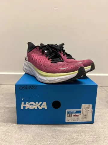 Used Hoka W CLIFTON 8 bike — image 1 of 6