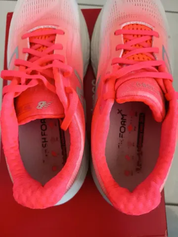 Used New Balance X1080 V14 bike — image 4 of 10