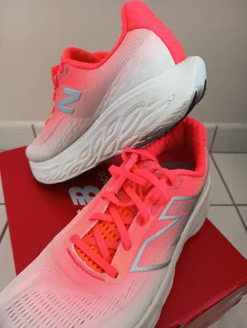 Used New Balance X1080 V14 bike — image 3 of 10