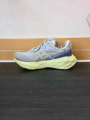 Used Asics Novablast 4 bike — image 8 of 15