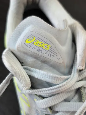 Used Asics Novablast 4 bike — image 15 of 15