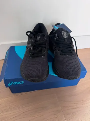 Tweedehands Asics Running Shoes bike — afbeelding 1 van 7