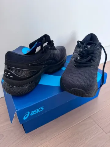 Tweedehands Asics Running Shoes bike — afbeelding 3 van 7