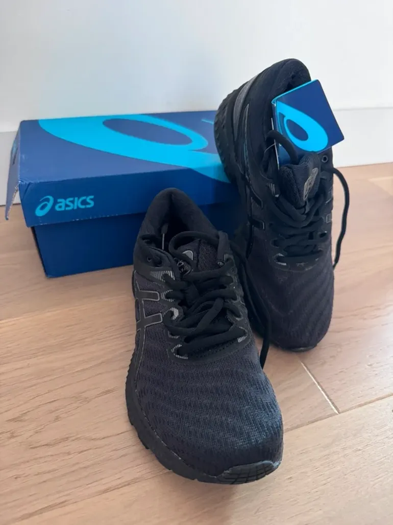 Tweedehands Asics Running Shoes bike — afbeelding 2 van 7