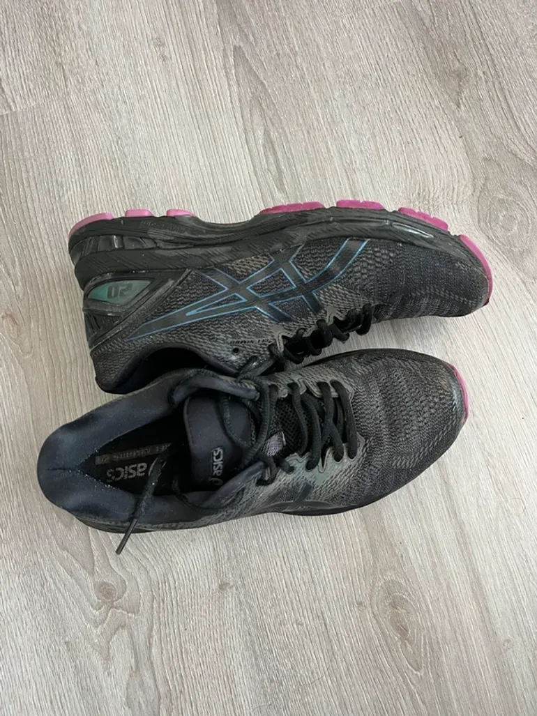 Tweedehands Asics Gel-Nimbus 20 Lite-Show bike — afbeelding 2 van 5