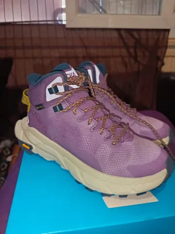 Used Hoka Trail Gore-Tex Vibram bike — image 1 of 5