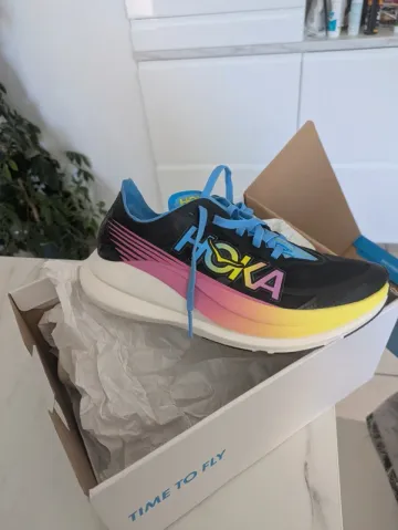 Used Hoka Rocket x2 bike — image 4 of 5