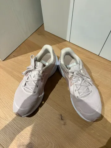 Tweedehands Nike Quest 3 bike — afbeelding 4 van 6
