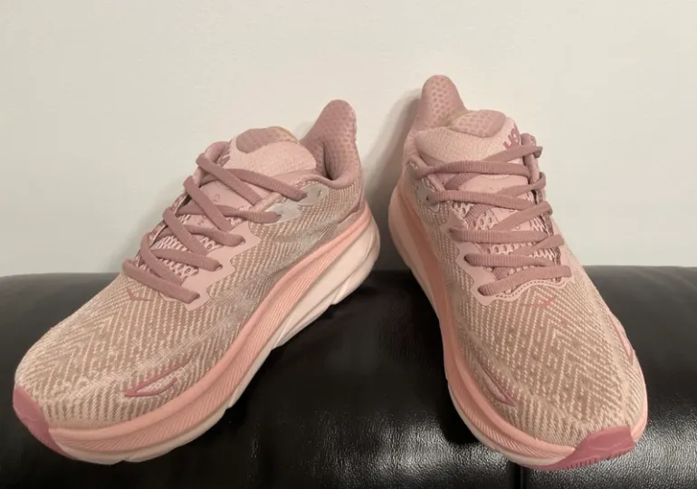 Used Hoka Clifton 9 bike — image 2 of 4