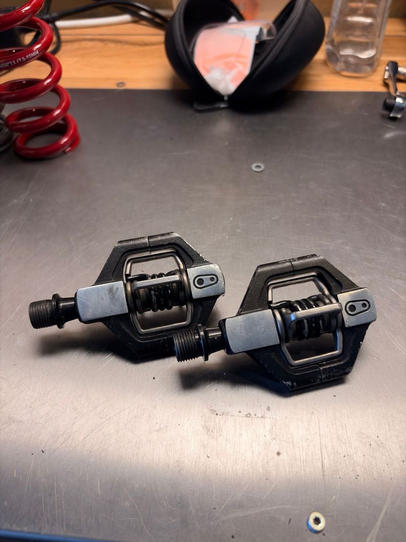Used Crankbrothers Candy 3 Pedals Drivetrain & Pedals