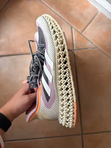 Used Adidas 4DFWD 2 W bike — image 3 of 6