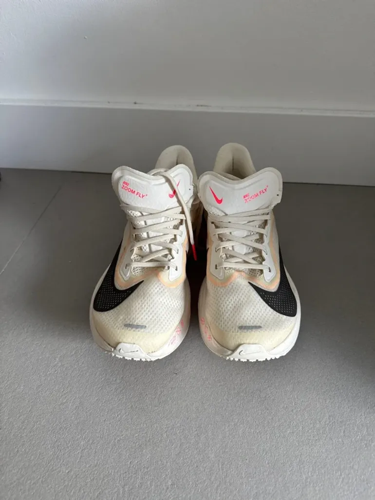 Tweedehands Nike Zoom Fly 6 bike — afbeelding 2 van 4