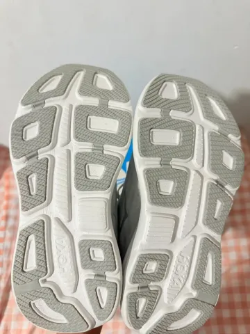 Used Hoka Bondi 9 bike — image 6 of 8